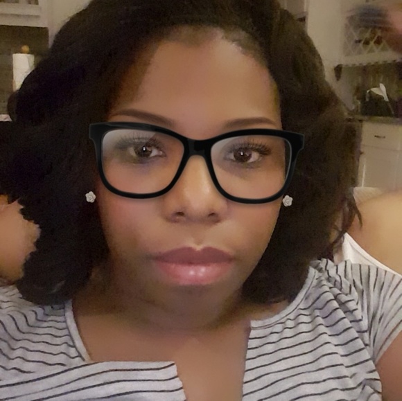 Meet your Posher, Shanara - Picture 2 of 3